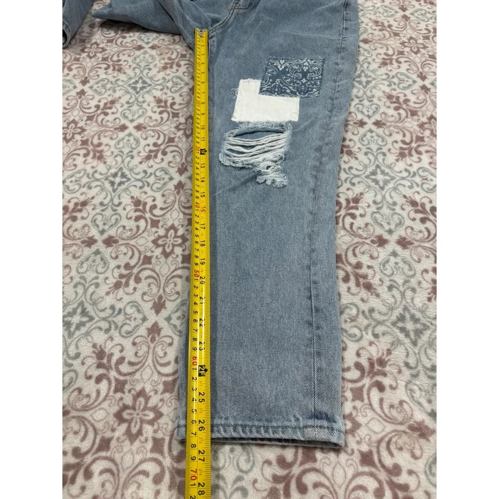 Simple Society Patchwork Distressed Mom Jeans Blue Bandana Paisley Size 9/29